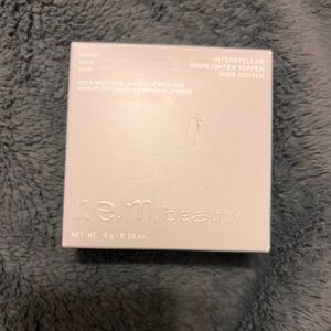 r.e.m. beauty Interstellar Highlighter Topper - Miss Jupiter